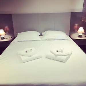 2* Ξενοδοχείο με διαμερίσματα Serafina Apartements
